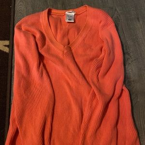 Light weight sweater